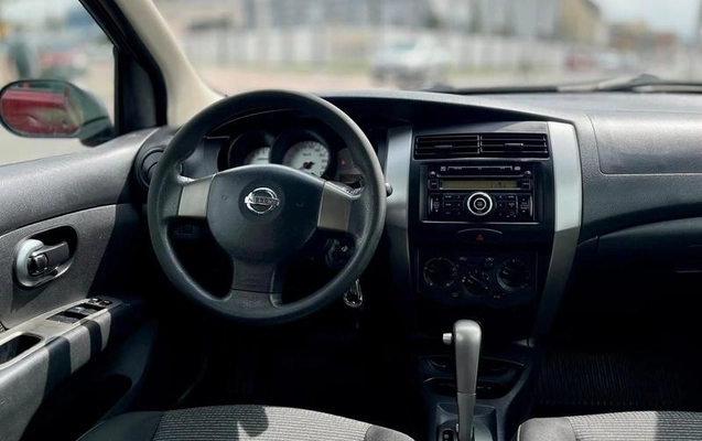 imagem-https://www.socarrao.com.br/sc-vehicle-images-prod/3795500/1789240073110-8472167_8_B_03c3d176bd.jpeg
