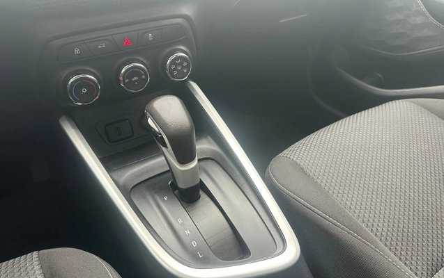 imagem-https://www.socarrao.com.br/sc-vehicle-images-prod/3795556/1789240192976-V2hhdHNBcHAgSW1hZ2UgMjAyNi0wOS0xMiBhdCAwOC4yMC4zNSAoMikuanBlZw.jpeg