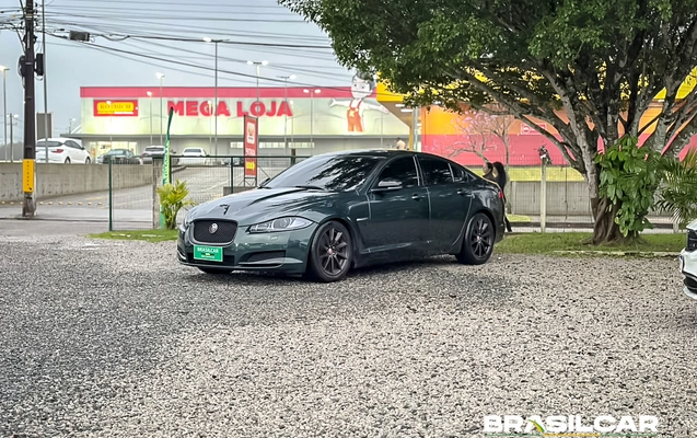 imagem-https://www.socarrao.com.br/sc-vehicle-images-prod/3795648/1789240576780-003_4f88954ad1c6c707a0af834710aac953.jpg
