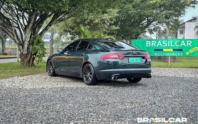 imagem-https://www.socarrao.com.br/sc-vehicle-images-prod/3795648/1789240576790-003_db5ba76c9e515fcff526dd8471efd915.jpg