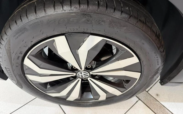 imagem-https://www.socarrao.com.br/sc-vehicle-images-prod/3795650/1789405303575-8472193_2_B_0e4331eca9.jpeg
