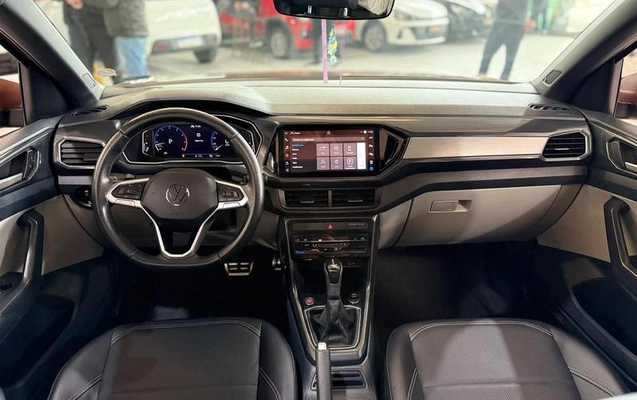 imagem-https://www.socarrao.com.br/sc-vehicle-images-prod/3795650/1789405303581-8472193_9_B_c79aab2eeb.jpeg