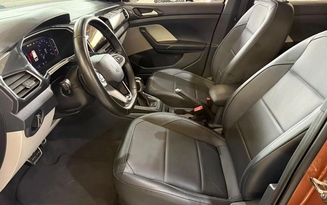 imagem-https://www.socarrao.com.br/sc-vehicle-images-prod/3795650/1789405303592-8472193_13_B_83c5b3525f.jpeg