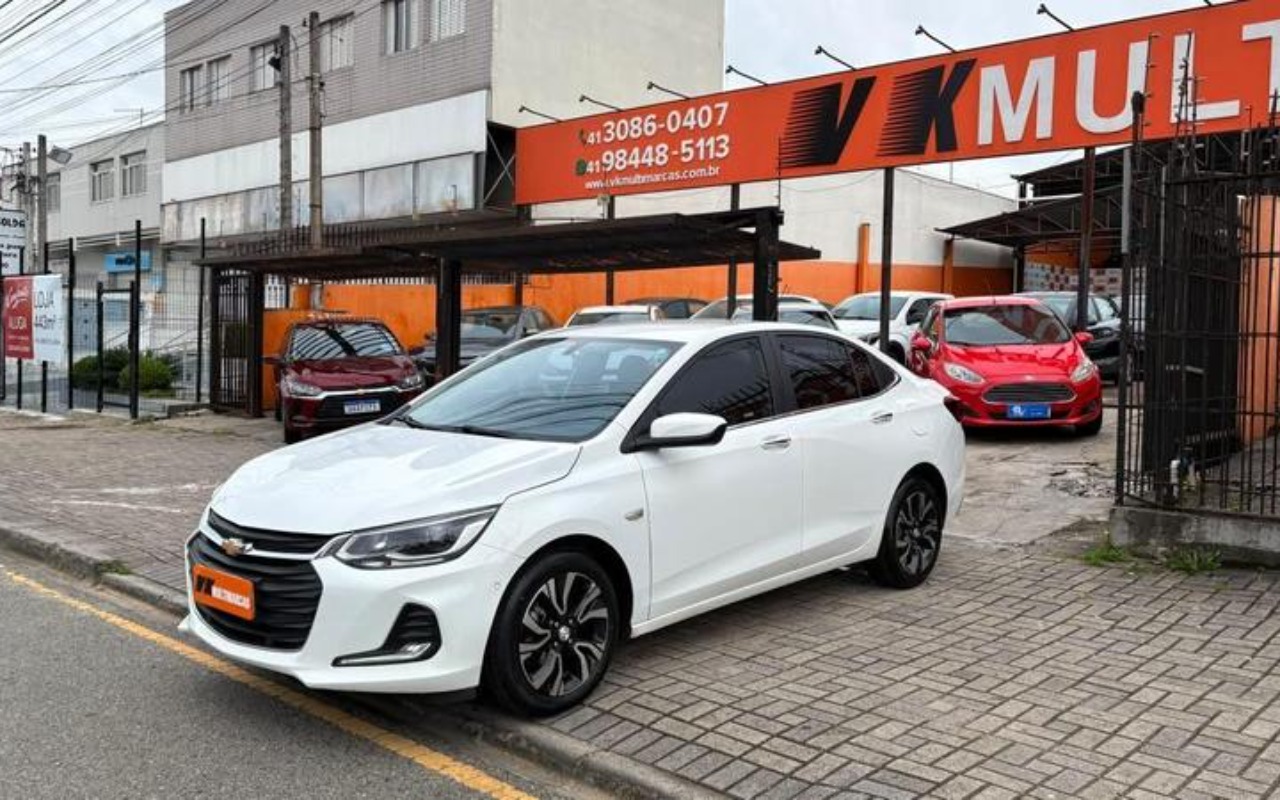 Chevrolet Onix 2024 Branco — foto 1 de 3