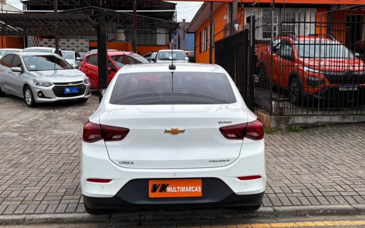 imagem-https://www.socarrao.com.br/sc-vehicle-images-prod/3795677/1789241275194-ODQ3MDQ0M18xOF9CXzc0MDBmZjZkYjIuanBlZw.jpeg
