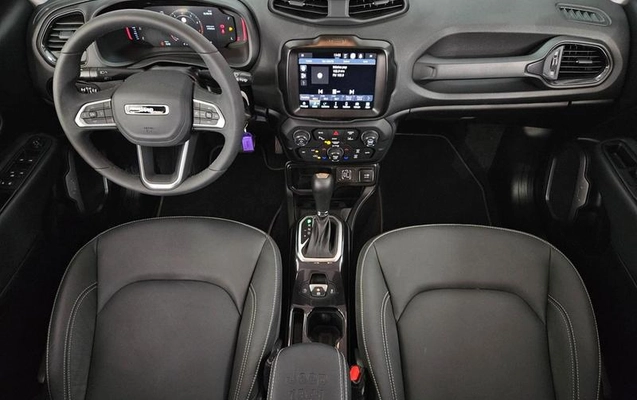 imagem-https://www.socarrao.com.br/sc-vehicle-images-prod/3795700/1789414947066-8472122_19_B_6a304e5b61.jpeg
