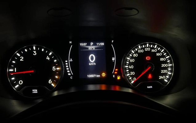 imagem-https://www.socarrao.com.br/sc-vehicle-images-prod/3795701/1789391505891-8452739_21_B_a4d48e8eb7.jpeg