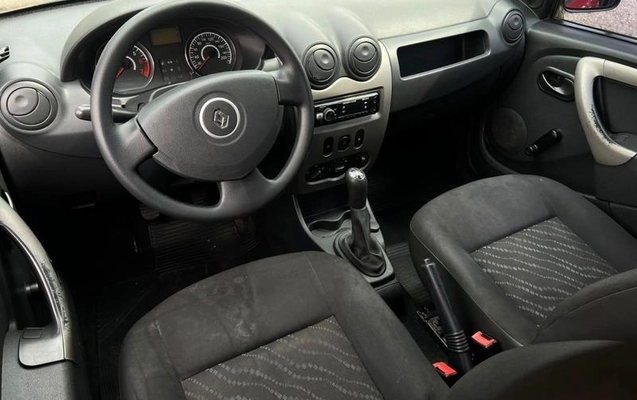 imagem-https://www.socarrao.com.br/sc-vehicle-images-prod/3795781/1789648819953-8472259_8_B_c01f4e34d8.jpeg