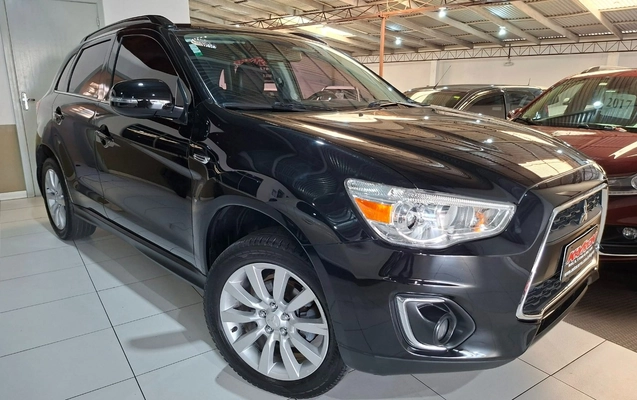 imagem-https://www.socarrao.com.br/sc-vehicle-images-prod/3795821/1789244116130-NC5qcGc.jpg