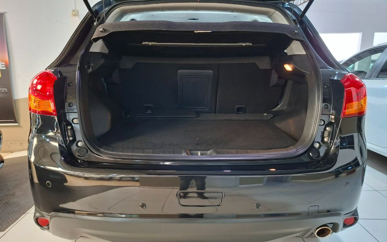 imagem-https://www.socarrao.com.br/sc-vehicle-images-prod/3795821/1789244116690-MTEuanBn.jpg