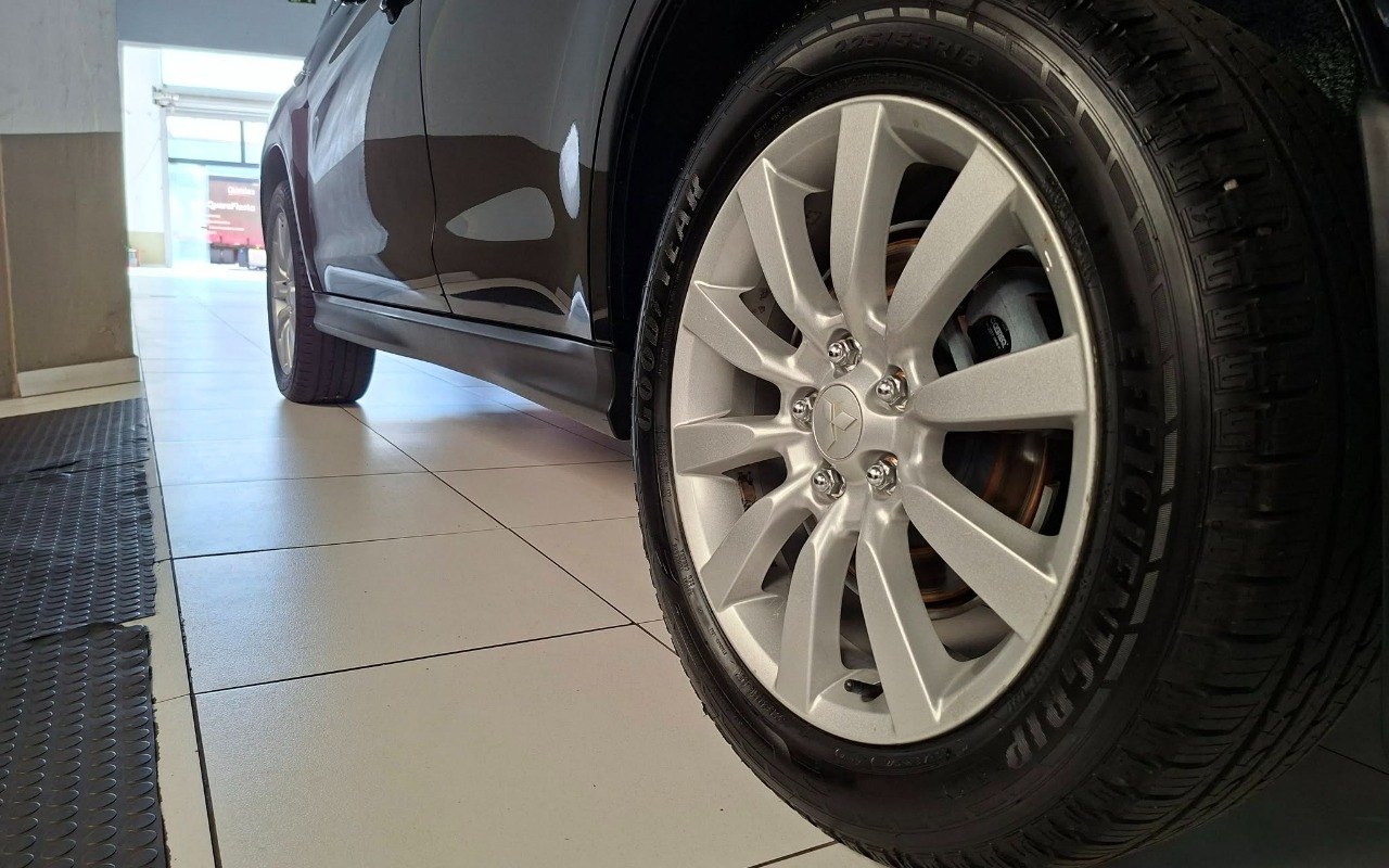 imagem-https://www.socarrao.com.br/sc-vehicle-images-prod/3795821/1789244117125-MTcuanBn.jpg