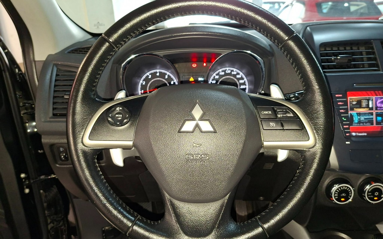 imagem-https://www.socarrao.com.br/sc-vehicle-images-prod/3795821/1789244117256-MTguanBn.jpg