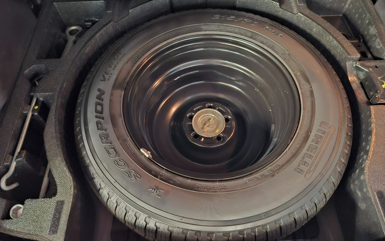 imagem-https://www.socarrao.com.br/sc-vehicle-images-prod/3795821/1789244117406-MjAuanBn.jpg