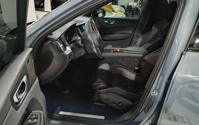 imagem-https://www.socarrao.com.br/sc-vehicle-images-prod/3795969/1789248423860-8472302_1_B_3742bc00d6.jpeg