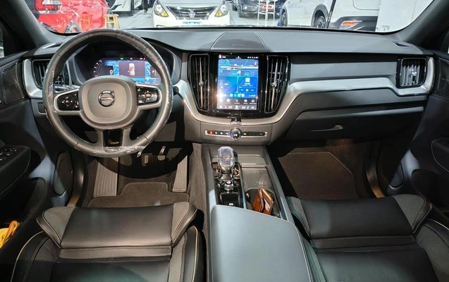 imagem-https://www.socarrao.com.br/sc-vehicle-images-prod/3795969/1789248423865-8472302_10_B_b3275c1e4e.jpeg