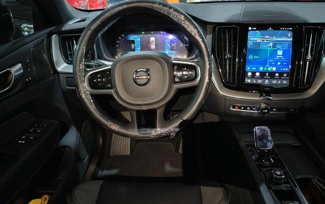 imagem-https://www.socarrao.com.br/sc-vehicle-images-prod/3795969/1789248423866-8472302_10_B_de781d796d.jpeg