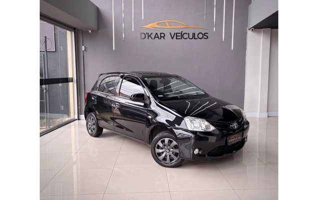 imagem-https://www.socarrao.com.br/sc-vehicle-images-prod/3796019/1789250318160-1_064804.jpg