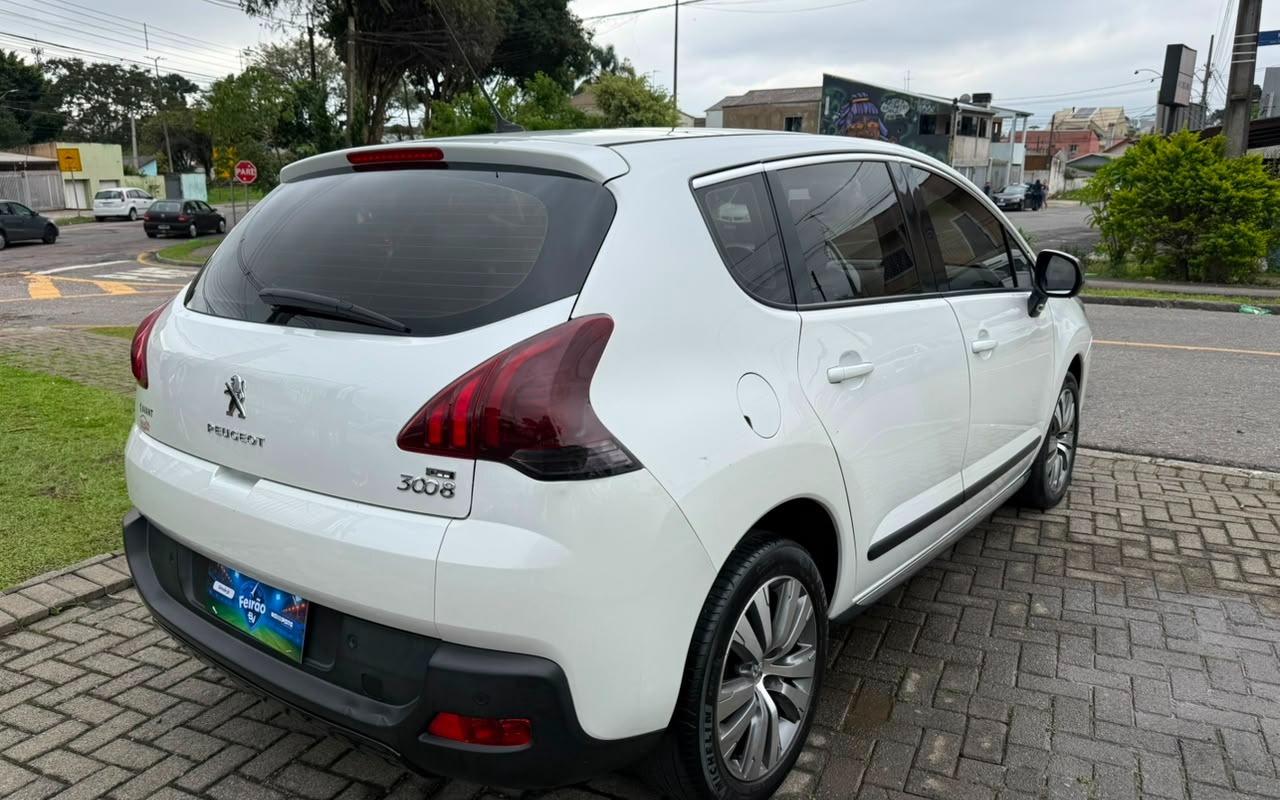 imagem-https://www.socarrao.com.br/sc-vehicle-images-prod/3796332/1789266802064-V2hhdHNBcHAgSW1hZ2UgMjAyNi0wOS0xMiBhdCAyMy4wMy4zOCAoMykuanBlZw.jpeg