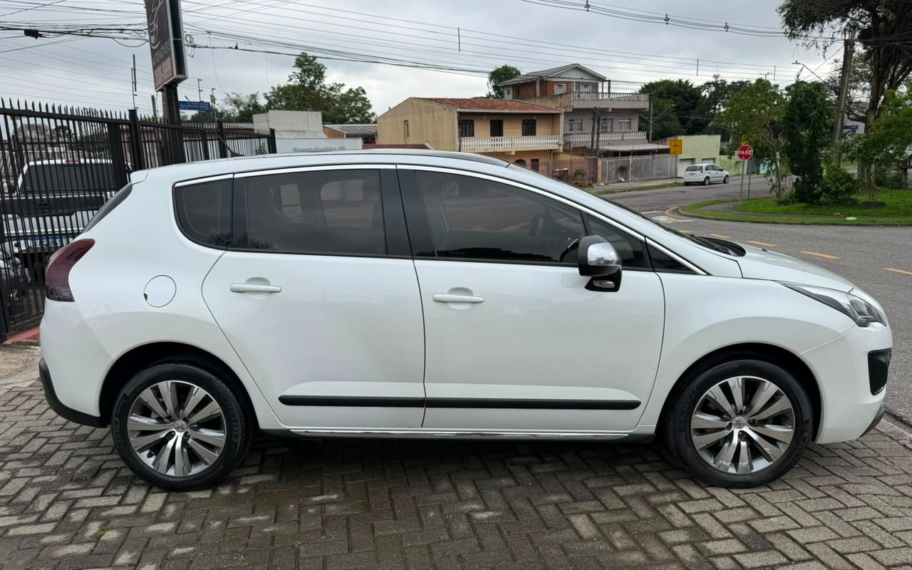 imagem-https://www.socarrao.com.br/sc-vehicle-images-prod/3796332/1789266802747-V2hhdHNBcHAgSW1hZ2UgMjAyNi0wOS0xMiBhdCAyMy4wMy4zOS5qcGVn.jpeg