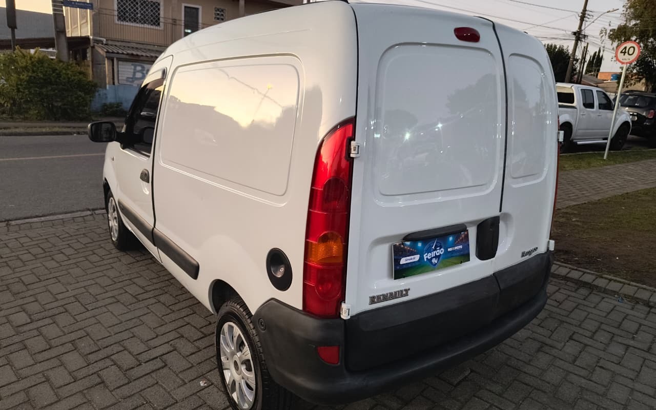 imagem-https://www.socarrao.com.br/sc-vehicle-images-prod/3796358/1789268884312-V2hhdHNBcHAgSW1hZ2UgMjAyNi0wOS0xMiBhdCAyMy40OC40NiAoMSkuanBlZw.jpeg