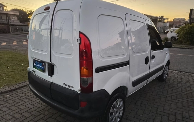 imagem-https://www.socarrao.com.br/sc-vehicle-images-prod/3796358/1789268884530-V2hhdHNBcHAgSW1hZ2UgMjAyNi0wOS0xMiBhdCAyMy40OC40NSAoMikuanBlZw.jpeg