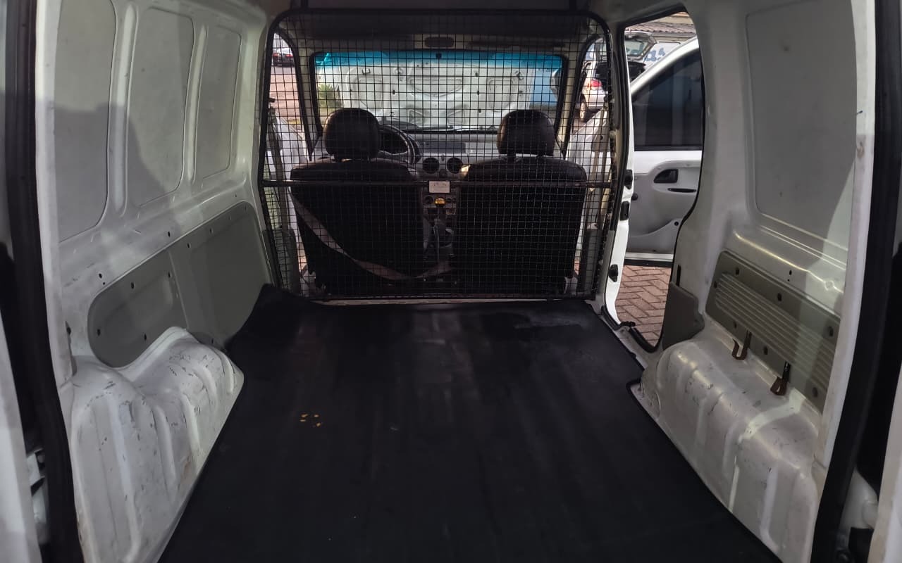 imagem-https://www.socarrao.com.br/sc-vehicle-images-prod/3796358/1789268884898-V2hhdHNBcHAgSW1hZ2UgMjAyNi0wOS0xMiBhdCAyMy40OC40OS5qcGVn.jpeg