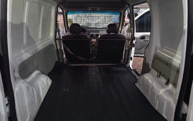 imagem-https://www.socarrao.com.br/sc-vehicle-images-prod/3796358/1789268884898-V2hhdHNBcHAgSW1hZ2UgMjAyNi0wOS0xMiBhdCAyMy40OC40OS5qcGVn.jpeg