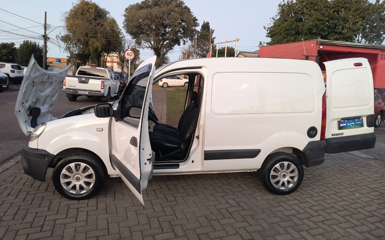 imagem-https://www.socarrao.com.br/sc-vehicle-images-prod/3796358/1789268885064-V2hhdHNBcHAgSW1hZ2UgMjAyNi0wOS0xMiBhdCAyMy40OC41MS5qcGVn.jpeg