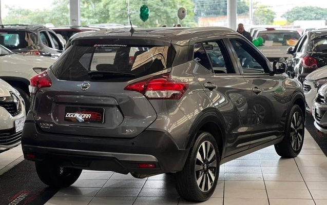 imagem-https://www.socarrao.com.br/sc-vehicle-images-prod/3796397/1789270616344-8095933_6_B_7c361e83a7.jpeg
