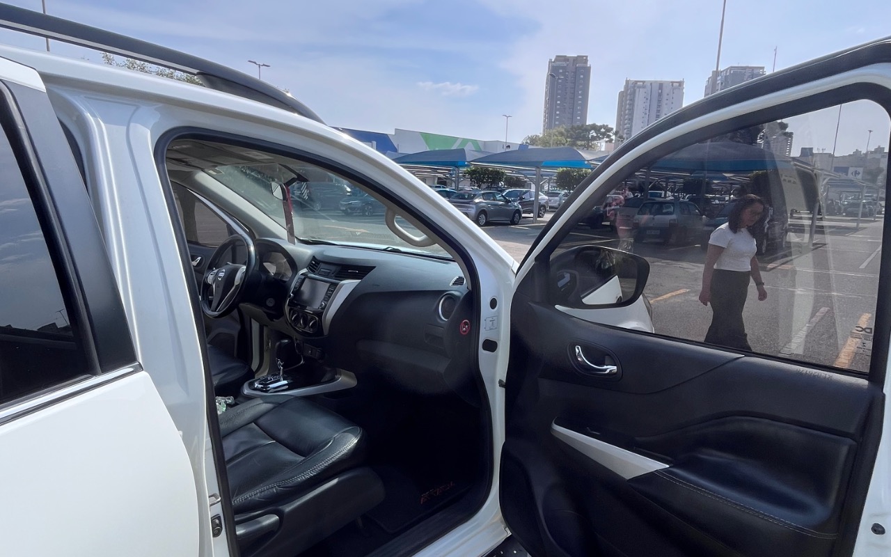 imagem-https://www.socarrao.com.br/sc-vehicle-images-prod/3798896/1789300723965-SU1HXzA4NTUuanBlZw.jpeg
