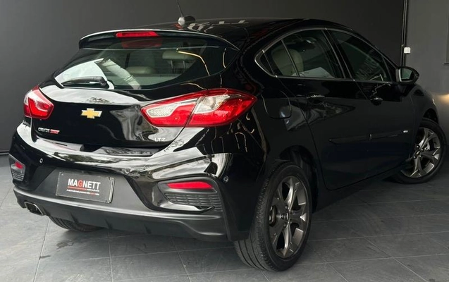 imagem-https://www.socarrao.com.br/sc-vehicle-images-prod/3798961/1789305473105-8462441_10_B_b5e392ce76.jpeg