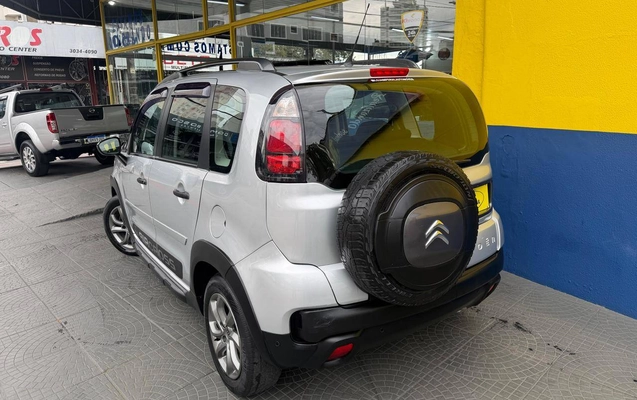 imagem-https://www.socarrao.com.br/sc-vehicle-images-prod/3799193/1789315530210-2fb4d4efef9c42c9a7c64a3bf8bc9bee_1789314957434.jpg