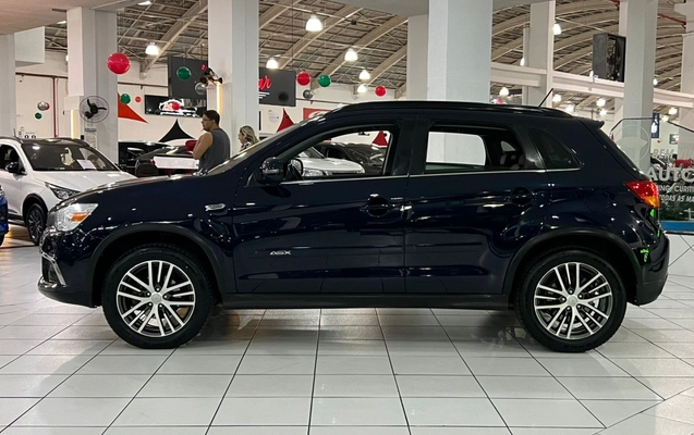 imagem-https://www.socarrao.com.br/sc-vehicle-images-prod/3799324/1789323143493-16_061755.jpg