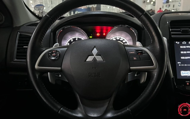 imagem-https://www.socarrao.com.br/sc-vehicle-images-prod/3799324/1789323143514-21_061755.jpg