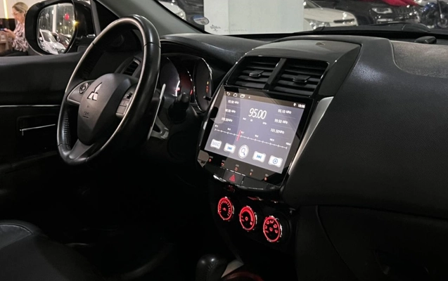 imagem-https://www.socarrao.com.br/sc-vehicle-images-prod/3799324/1789323143516-23_061755.jpg
