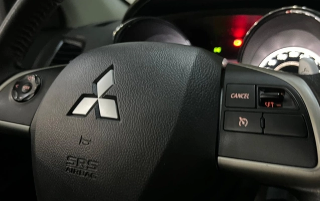 imagem-https://www.socarrao.com.br/sc-vehicle-images-prod/3799324/1789323143518-9_061754.jpg