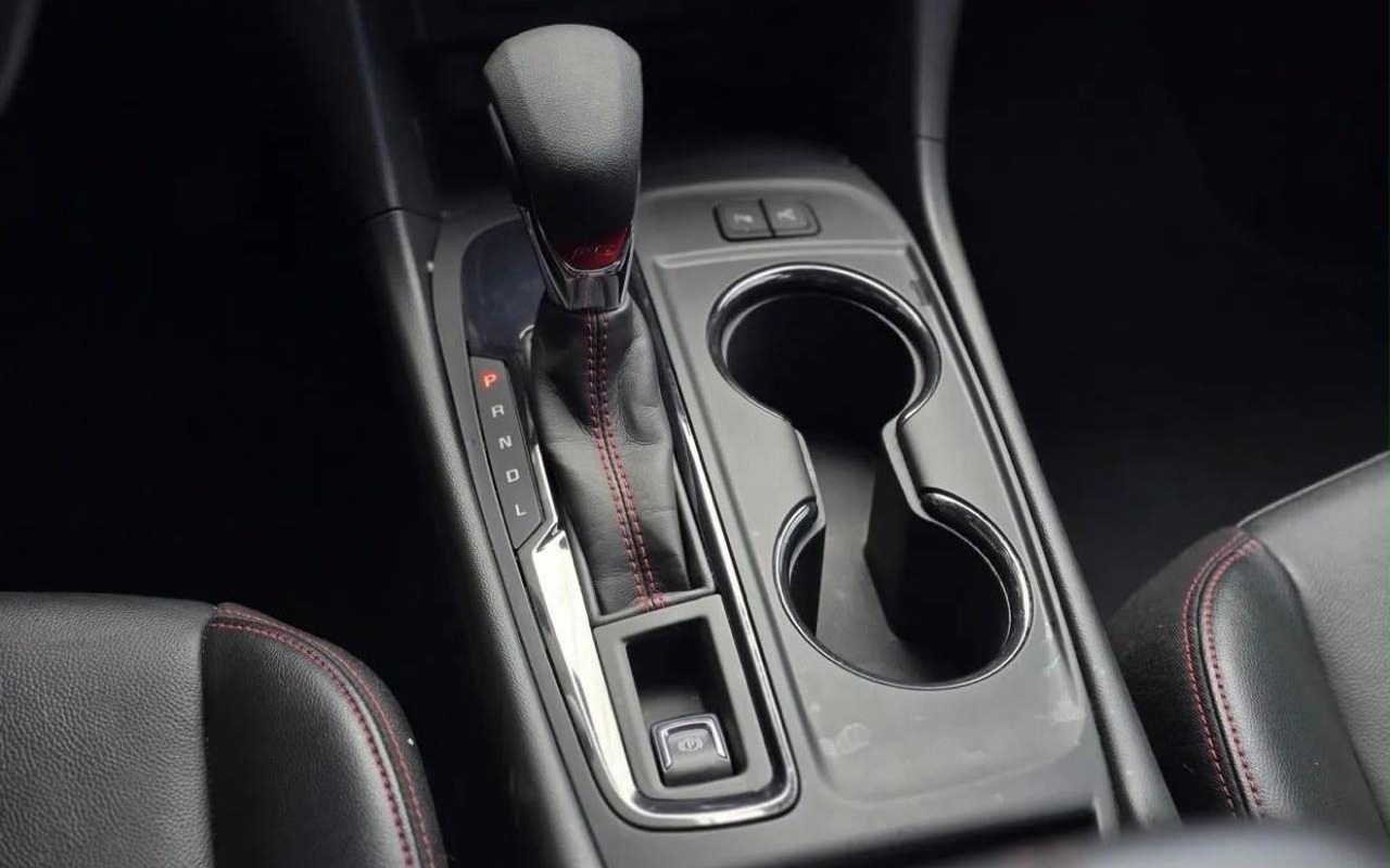 imagem-https://www.socarrao.com.br/sc-vehicle-images-prod/3799326/1789326153405-ZXF1aW5veC5qcGc.jpg