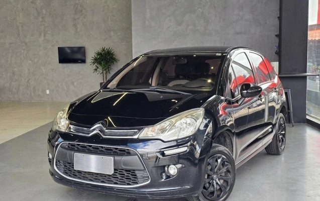 imagem-https://www.socarrao.com.br/sc-vehicle-images-prod/3799391/1789328086757-SU1HLTIwMjYwOTA4LVdBMDAyMi5qcGc.jpg