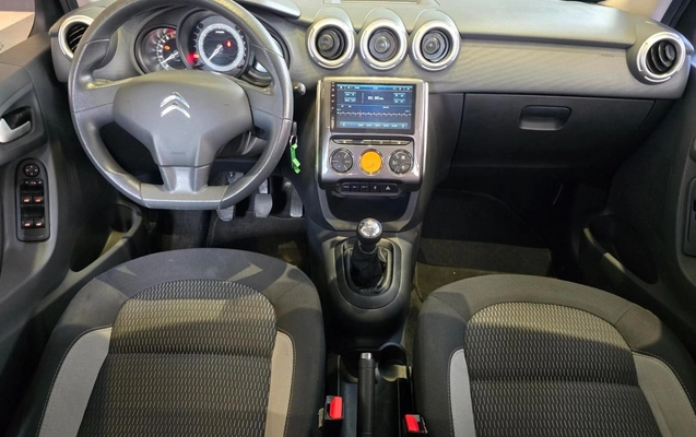 imagem-https://www.socarrao.com.br/sc-vehicle-images-prod/3799391/1789328087952-ODI4ODU0NF80X1dfMzQzMTViMTg0NS5qcGVn.jpeg