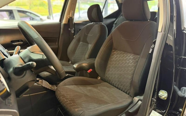 imagem-https://www.socarrao.com.br/sc-vehicle-images-prod/3799490/1789522442365-8423628_13_B_707abe0e3f.jpeg