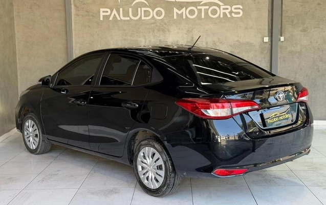 imagem-https://www.socarrao.com.br/sc-vehicle-images-prod/3799655/1789351204655-8353579_3_B_b7c1deb836.jpeg