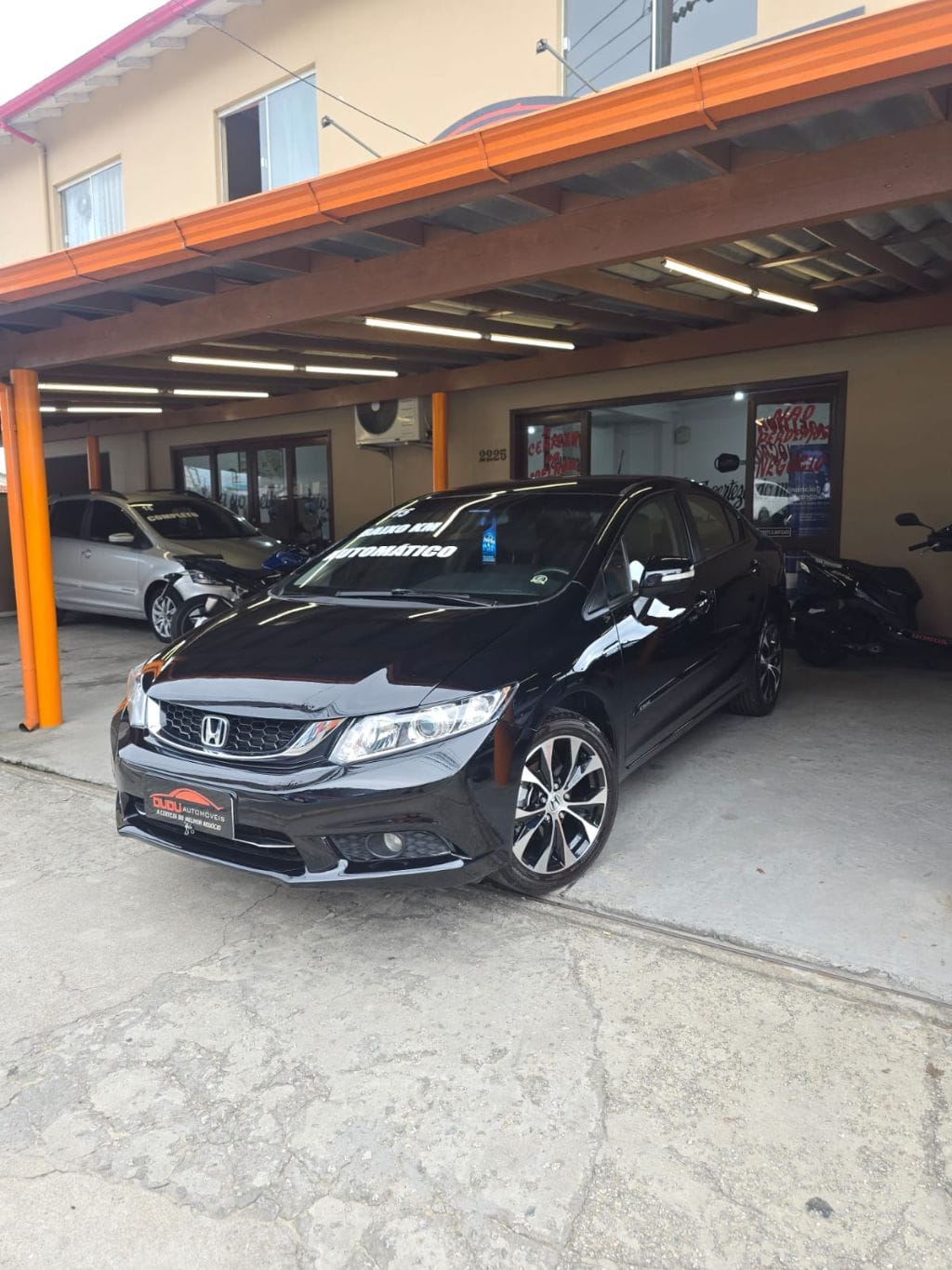 Honda Civic Sedan LXR 2.0 Flexone 16V Aut. 4p na cor Preto em São José / SC - 38014