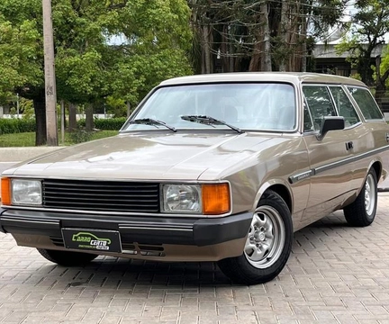 Chevrolet Caravan Comodoro 4.1/2.5 1985 Marrom — foto 1 de 3