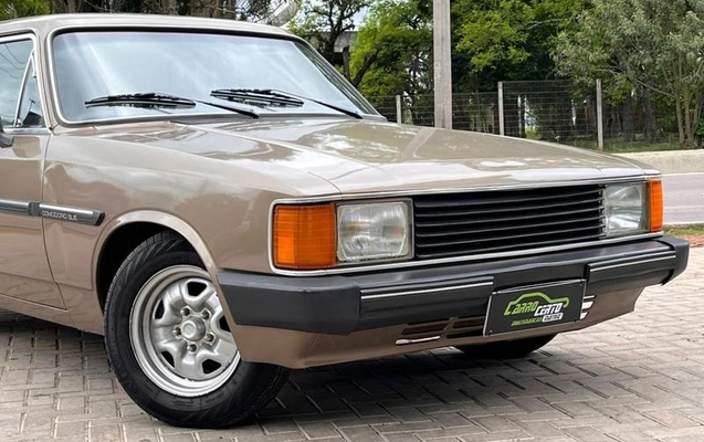 imagem-https://www.socarrao.com.br/sc-vehicle-images-prod/38047/1785504305392-7424376_23_B_90b7182ba3.jpeg