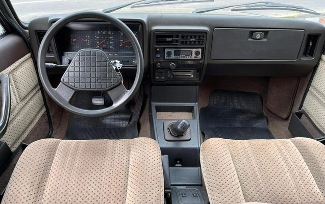 imagem-https://www.socarrao.com.br/sc-vehicle-images-prod/38047/1785504305404-7424376_31_B_cdfedac70c.jpeg