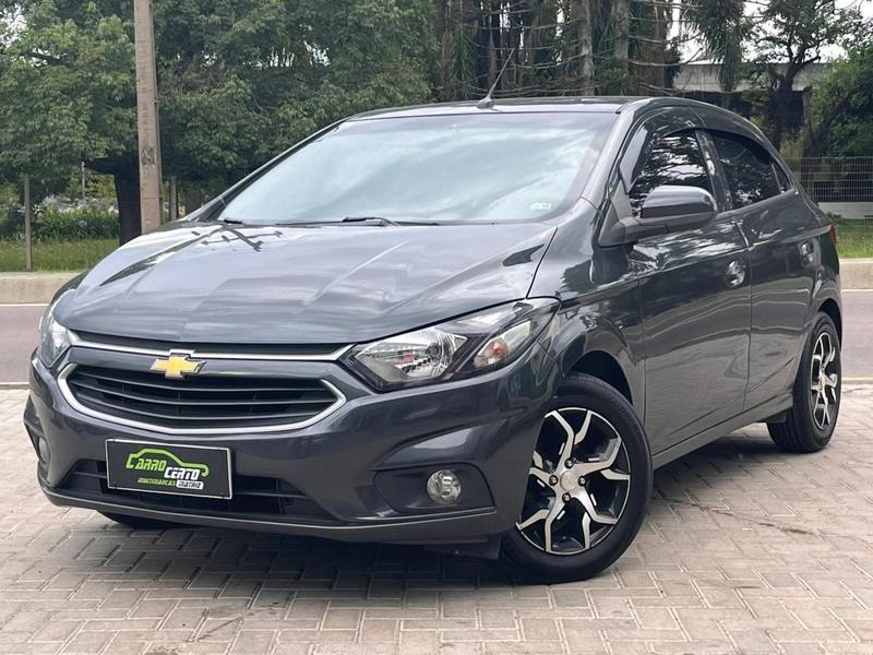 Chevrolet Onix HATCH 1.0 12V Flex 5p Mec. na cor Cinza em São José dos Pinhais / PR - 38068