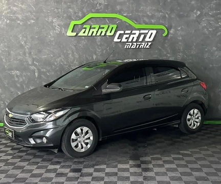 Chevrolet Onix 2017 Cinza — foto 1 de 3