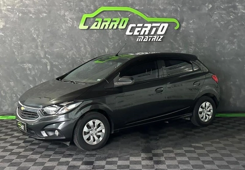 Chevrolet Onix 2017 Cinza — foto 1 de 3