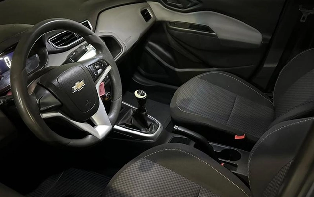 imagem-https://www.socarrao.com.br/sc-vehicle-images-prod/38068/1789130183759-7641005_2_B_8df923af94.jpeg