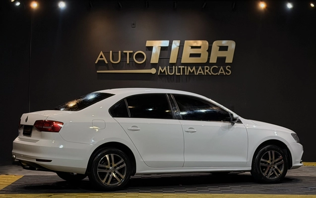 imagem-https://www.socarrao.com.br/sc-vehicle-images-prod/3806923/1789382181227-1_073349.jpg